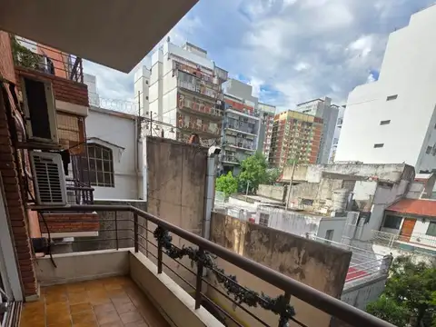 Departamento en Alquiler en Caballito, $ 690.000