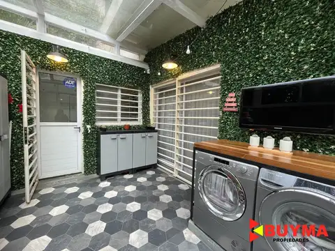 AV RIVADAVIA al 5700