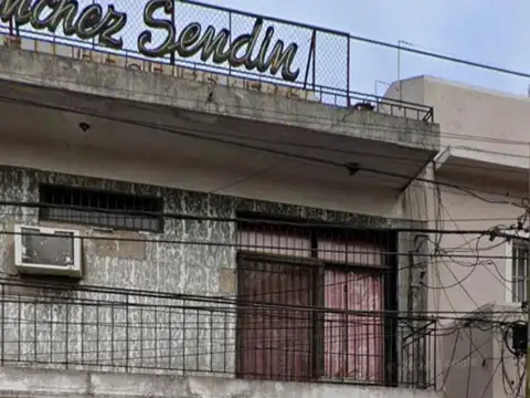 PH 3 ambientes al fondo  con jardin