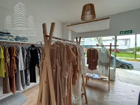 Local en Venta 35 años