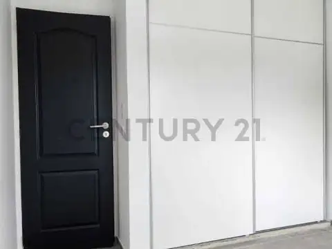 VENTA - Casa a e ESTRENAR  5 ambientes -  Barrio Santa Emilia - Pilar del Este