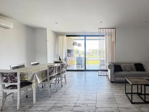 Casa en Venta en Pilar del Este - Santa Emilia, USD 174.990