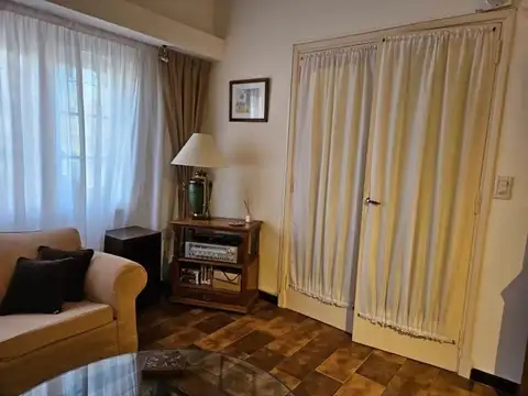 Casa en Venta en Haedo, USD 220.000