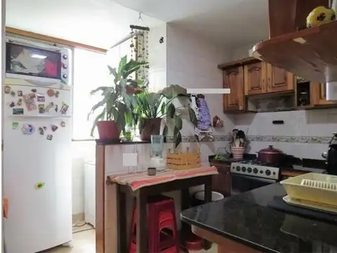 Departamento 4 ambientes con 2 baños