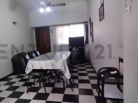 Casa en Venta en Castelar Sur, USD 155.000