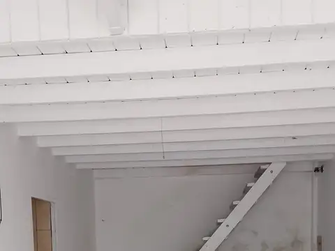 Local en Alquiler en Benavidez, $ 350.000