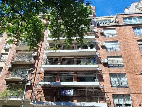 Departamento 5 AMBIENTES CON DEPENDENCIAS Y COCHERA