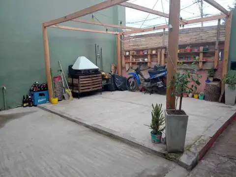 Casa Chalet  en Venta en Zárate, G.B.A. Zona Norte, Argentina