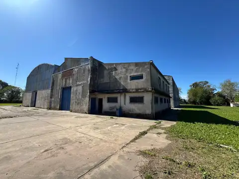 Planta Industrial de 3716 m² s/ Fracción 13.451 m² - Virrey Del Pino