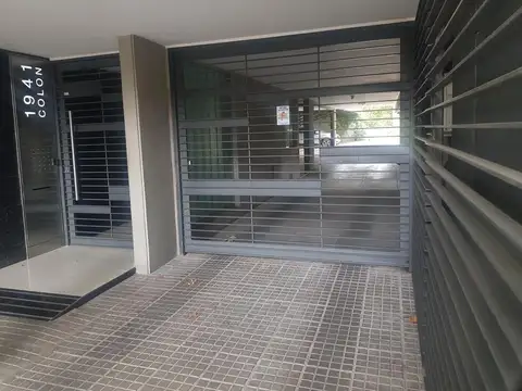 Se venden 10 cocheras contiguas  (en forma conjunta)  Barrio República de la Sexta