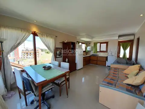 PASAJE COSTANERO SUR ENTRE PASEOS 121 Y 123