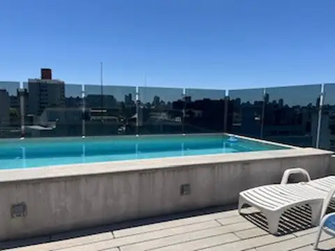 EXCELENTE MONOAMBIENTE AMPLIO CON BALCÓN MUY LUMINOSO, 5 AÑOS DE ANTIGUEDAD, MODERNO CON  AMENITIES