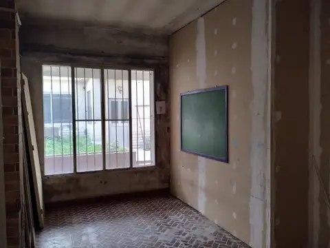 Casa 6 ambientes con 3 baños