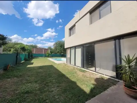 ALQUILER CASA VILLA CATALINA RIO CEBALLOS (BARRIO PRIVADO)