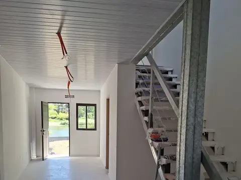 Local en Alquiler en Lagomar, $ 75.000