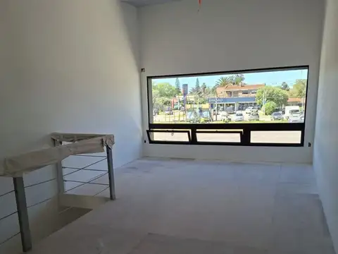 Local en Alquiler A Estrenar