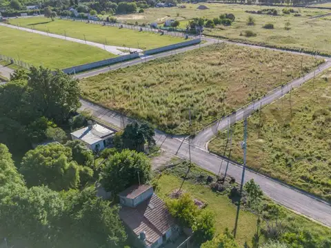 Terreno en Venta en Joaquin Gorina, USD 34.000