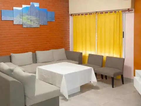 Venta casa 4 ambientes Victoria terraza c/parrilla