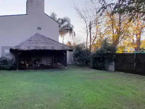 Casa en Venta en Manuel B Gonnet, USD 65.000