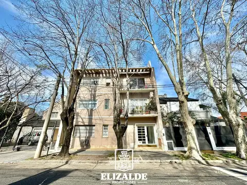 Diaz Velez y Salta - 3 amb con 2 patios - Venta - La Lucila