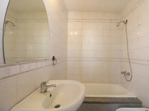 Depto Tipo Casa 3 ambientes con 2 baños