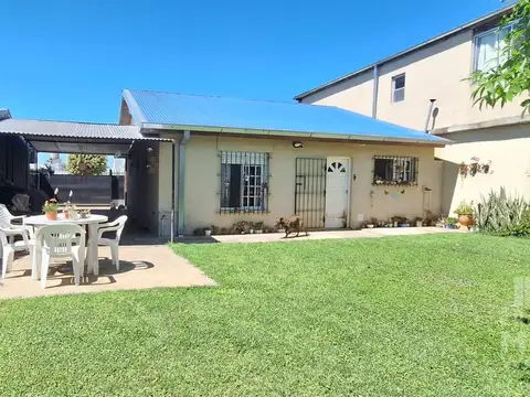 Casa en venta 4 ambientes en Belén De Escobar.