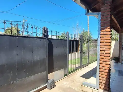 Escobar cercano a fiesta de la flor