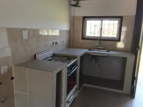 ALQUILER EN ROLDAN - 2 DORMITORIOS