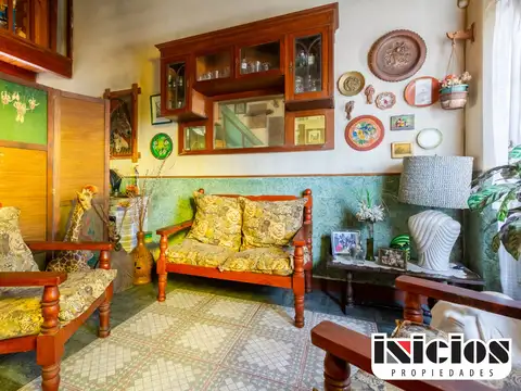 Casa 3 ambientes con 1 baño