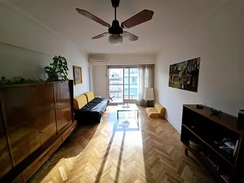 Corrientes 1400 , Piso 5