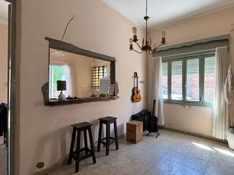 CASA CON GALPON  EN VENTA EN BRAGADO