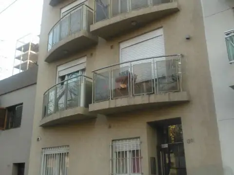 DEPARTAMENTO  DE UN DORMITORIO CON BALCON
