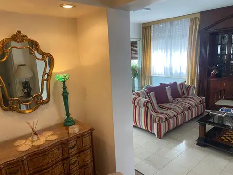 Departamento en Venta con 2 cocheras