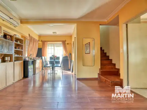 Casa en venta 6 amb con jardín en Olivos