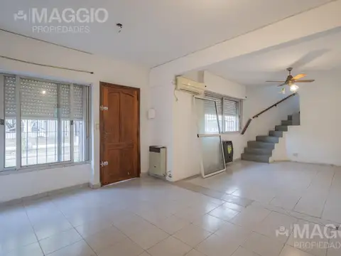 Depto Tipo Casa en Venta de 2 dormitorios