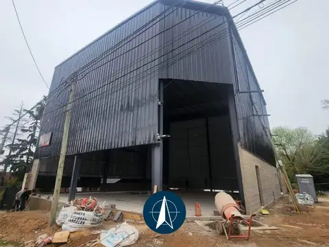 Local en Alquiler en Benavidez, USD 5.000