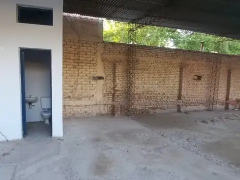 Local en Alquiler en Mendoza, $ 1.800.000