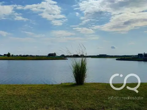 Venta Lote Al Lago - Área 8 / San Sebastián