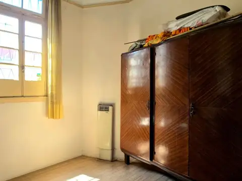 Venta Casa 6 amb doble lote cocheras - Agronomía