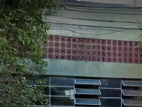 VENTA COCHERA FLORES CUBIERTA