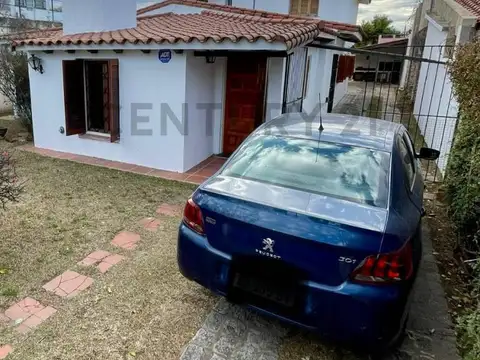 Moscoso y Peralta 2600, Piso 0