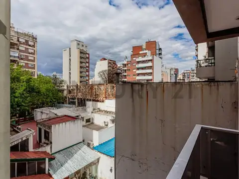 VENTA   DEPARTAMENTO  2 AMBIENTES CON BALCON  VILLA URQUIZA (OPCION ALQUILER)
