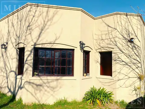 Casa en Venta en Barrio Los Álamos