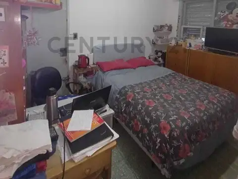 VENTA CASA DE  4 AMBIENTES CON GARAGE CERRADO EN OGORMAN 937,LA MATANZA.