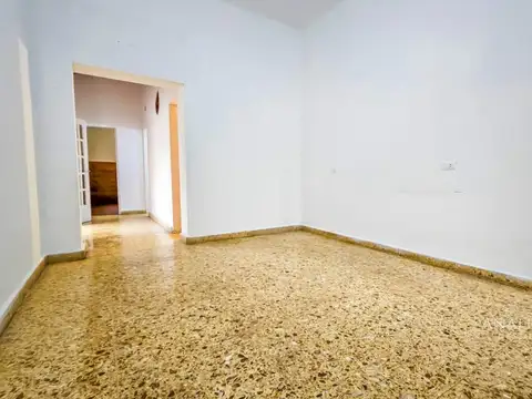 Depto Tipo Casa en Alquiler de 3 ambientes