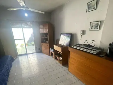 Mariano Moreno 200, Piso 1