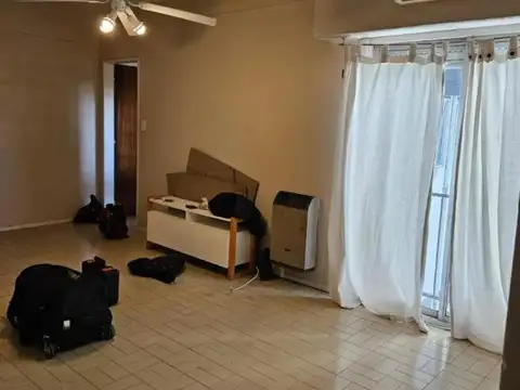 José A. Cabrera e/ Gurruchaga y Armenia