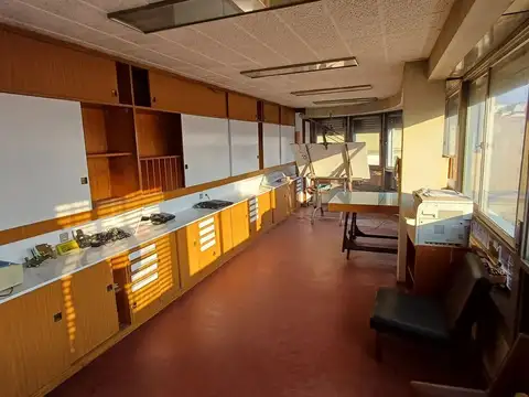 Oficina en Alquiler en Monserrat, $ 600.000