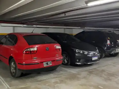 Juncal 1900 Cochera Cubierta Barrio Norte