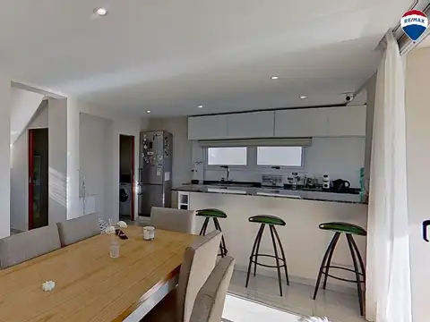 Casa a la venta City Bell Quimilar 3 dormitorios